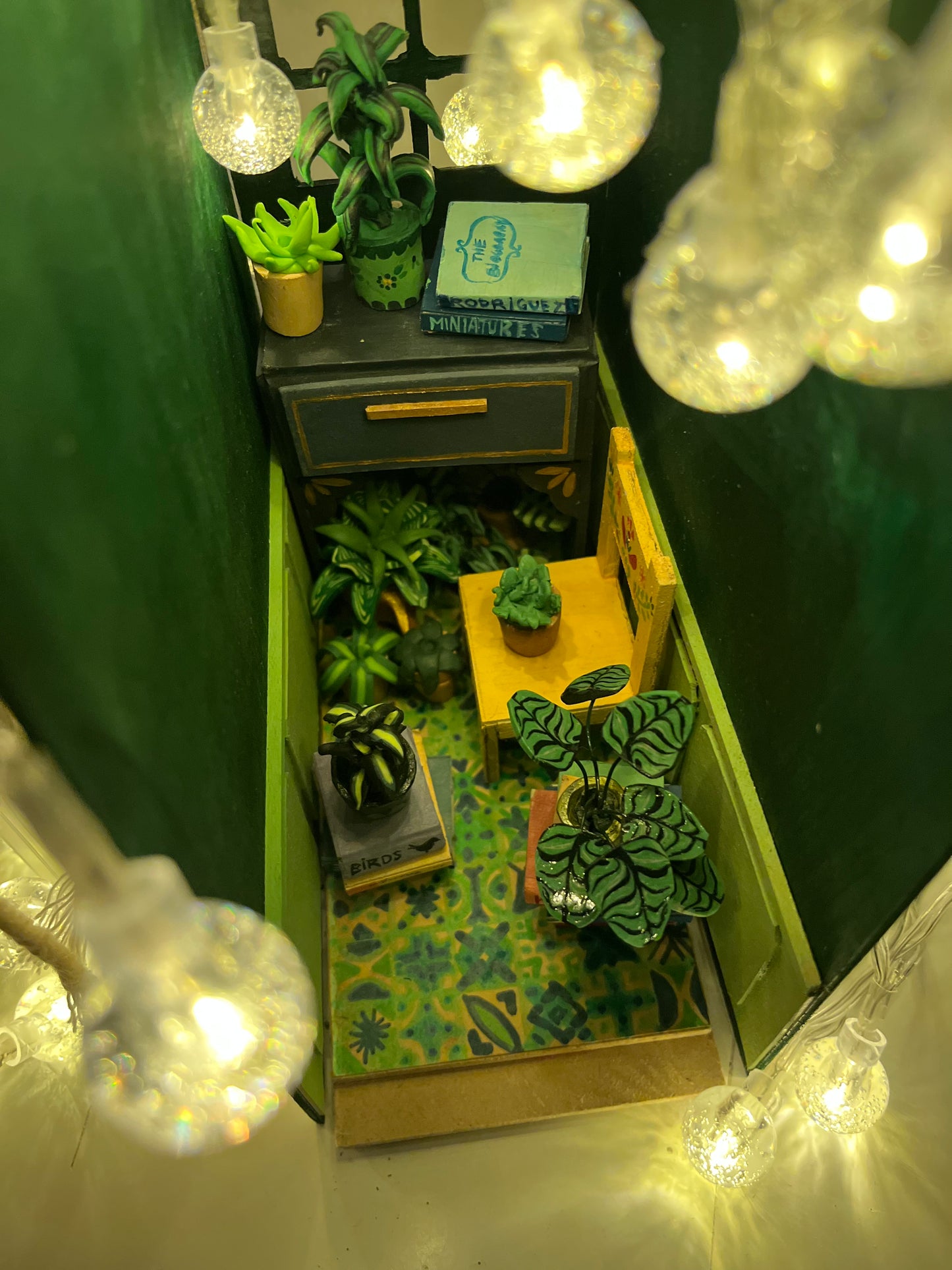 BOOK NOOK: CREA TU PROPIO RINCÓN EN MINIATURA