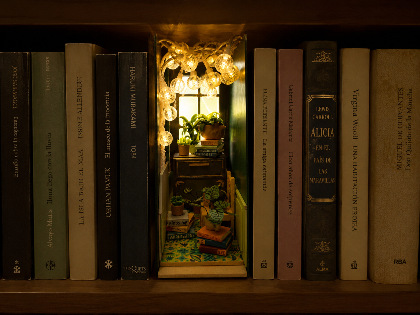 BOOK NOOK: CREA TU PROPIO RINCÓN EN MINIATURA